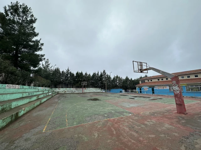 Profile of the basketball court 1st Junior High School of Peraia, Perea, Greece