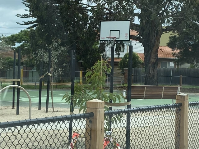 Profile of the basketball court Digman Reserve, Newport, Australia