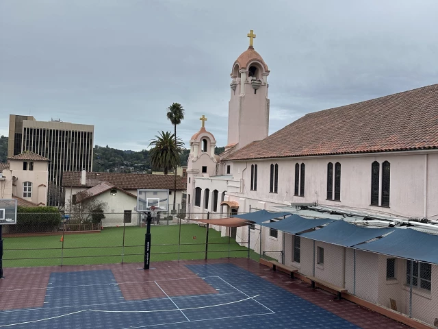 Profile of the basketball court Saint Raphael School, San Rafael, CA, United States