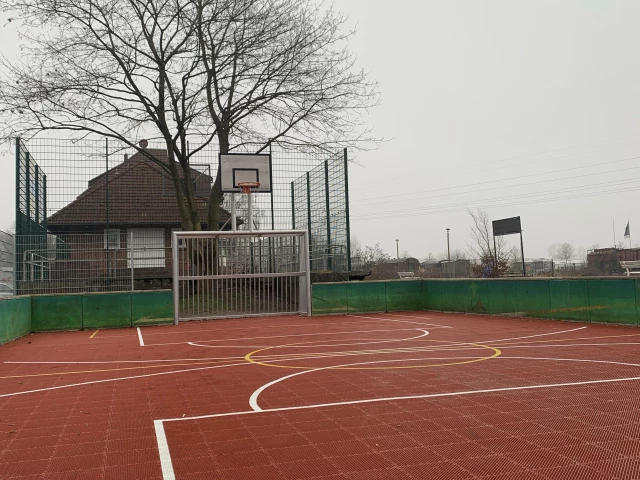 Profile of the basketball court am alten Bahnhof, Geesthacht, Germany