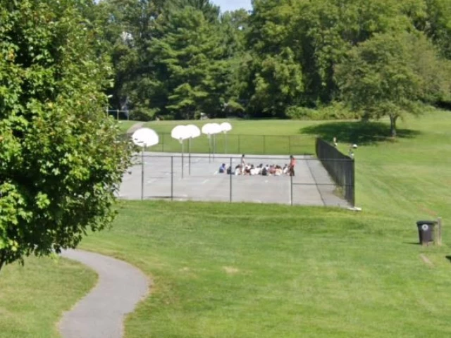 Profile of the basketball court Earle B. Wood Middle School, Rockville, MD, United States