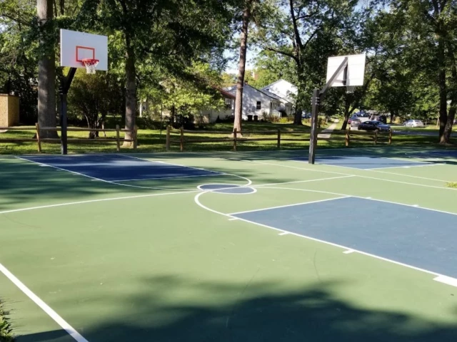 Profile of the basketball court Lang Brook Park, Rockville, MD, United States