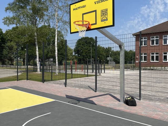 Profile of the basketball court Augustfehn Baskets Court, Apen, Germany