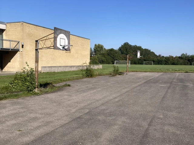 Profile of the basketball court Frydenhøjhallen, Hvidovre, Denmark