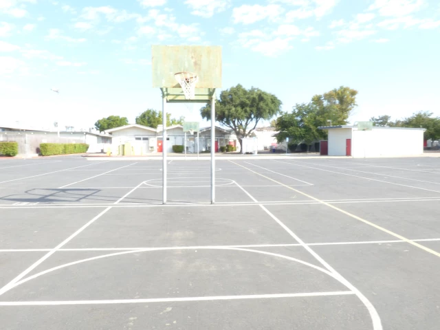 Profile of the basketball court Fairfield High School, Fairfield, CA, United States