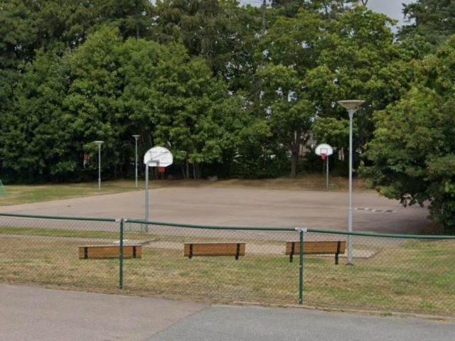 Profile of the basketball court Öllsjöskolan, Kristianstad, Sweden