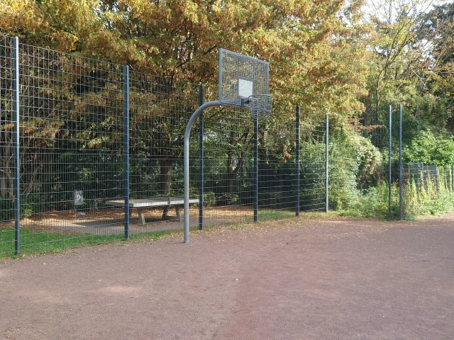 Profile of the basketball court Drachenspielplatz, Brühl, Germany