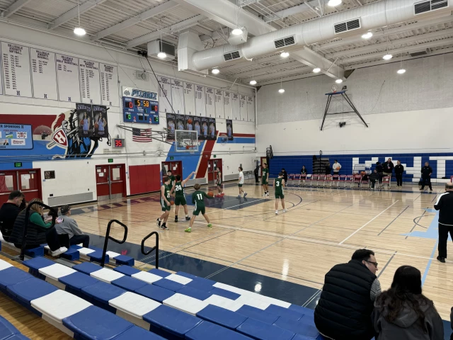 Profile of the basketball court Hillsdale High School, San Mateo, CA, United States