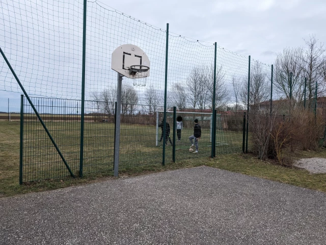 Profile of the basketball court Basketballkorb Messestadt-Ost, Haar, Germany