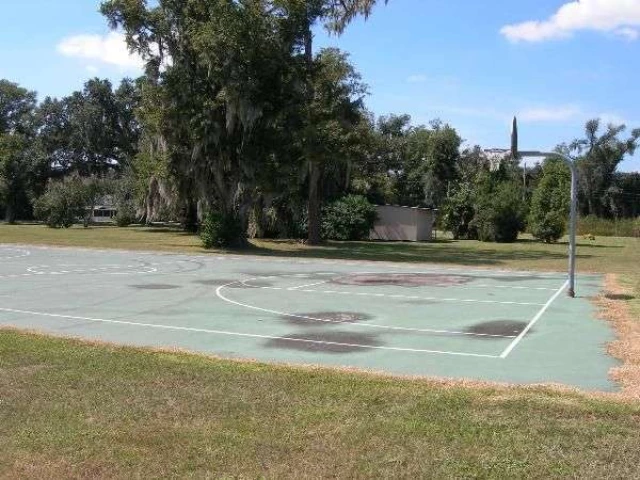 public basketball court @ bartows homeland heritage park