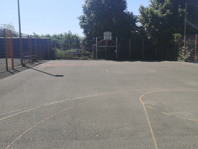 Profile of the basketball court Kingsland Court, Bristol, United Kingdom