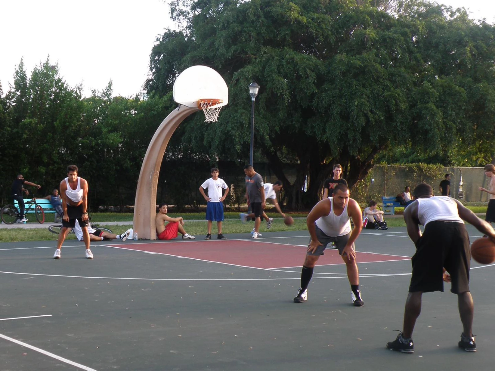 Las 10 mejores canchas de baloncesto de la playa – Courts of the World, image size:1600x1200