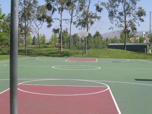 Profile of the basketball court Altisima Park, Rancho Santa Margarita, CA, United States