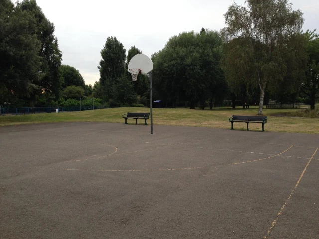 Profile of the basketball court Garratt Park, London, United Kingdom