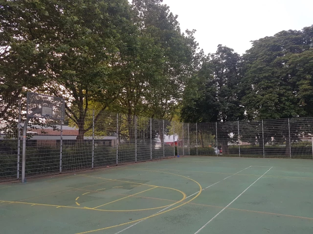 Profile of the basketball court Ringelbachstraße, Reutlingen, Germany