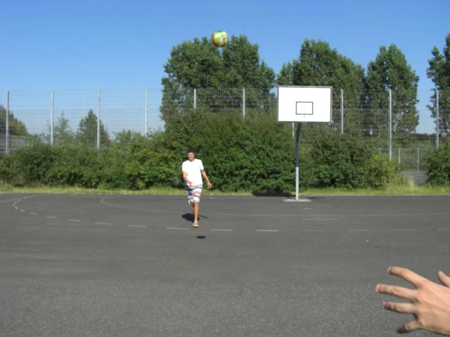 The public streetball court at Elfrather See in Krefeld.