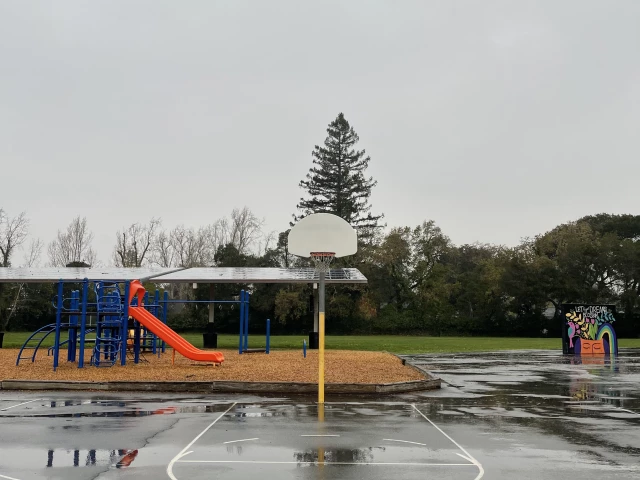 Profile of the basketball court McNear Park, Petaluma, CA, United States
