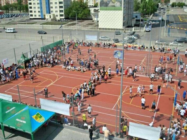 Profile of the basketball court Metalist Streetball Courts, Kharkiv, Ukraine