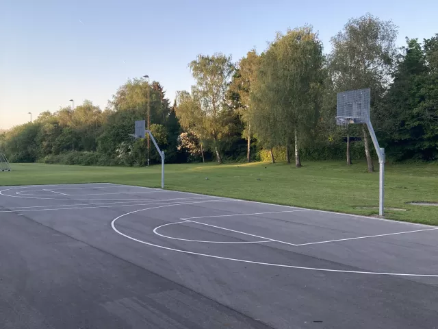 Profile of the basketball court Parken ved Zachariasvej, Odense, Denmark
